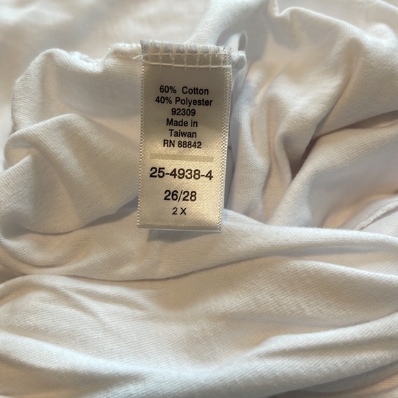 Never worn Woman Within capris - Picture 3 of 3